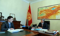 Алмазбек Атамбаев принял главу Национальной энергетической холдинговой компании