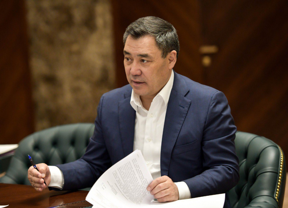 Садыр Жапаров Дохадагы ракеталык чабуулдарды айыптады