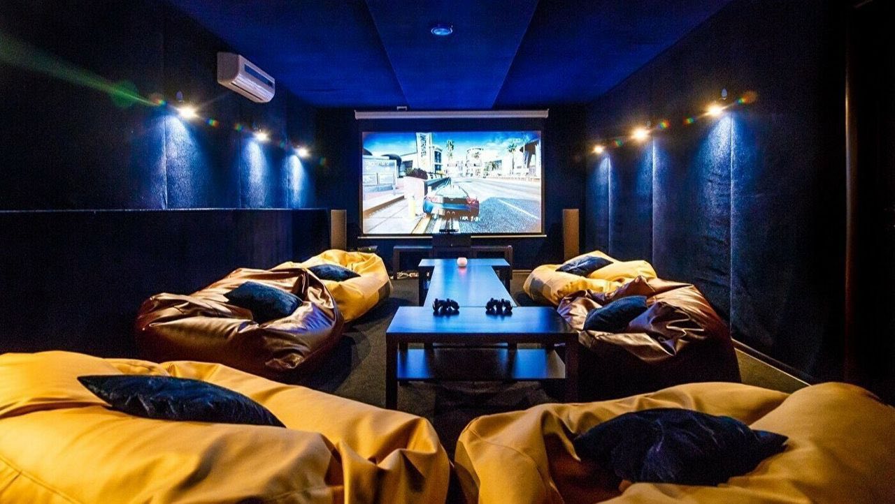 Антикинотеатрлар — кооптуу жайга айланды: ИИМ ата-энелерге кайрылды