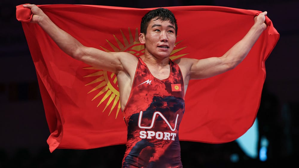 Абдумалик Карачов алтын медаль тагынды 