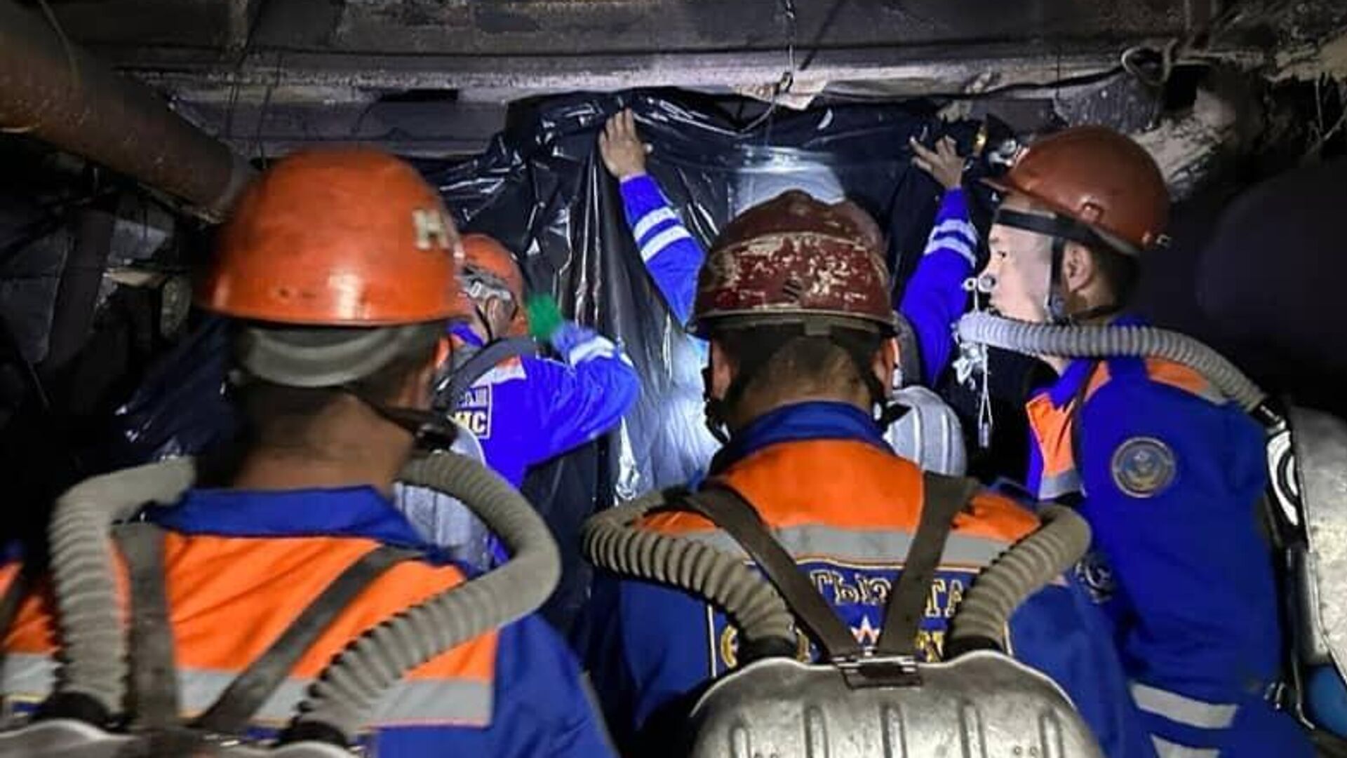 Куткаруучулар 110 метр тереңдиктен 4 кенчини аман-эсен алып чыгышты