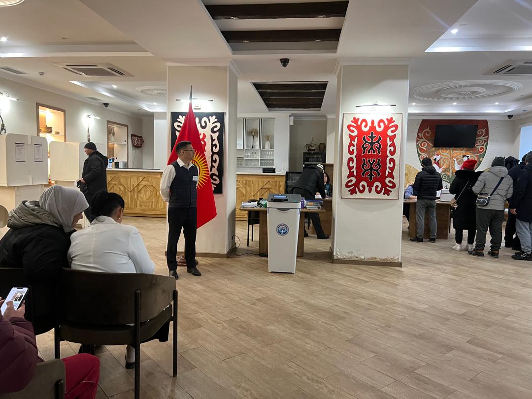 Чет өлкөлөрдө саат 16:00гө карата канча жаран добуш берди?