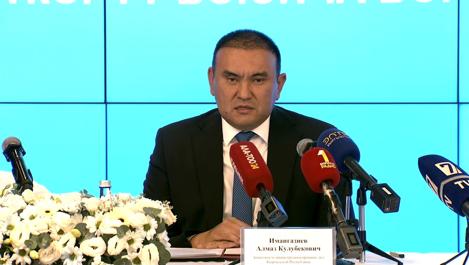 Имангазиев:  Чет өлкөдөгү жарандар шайлоого активдүү катышууда