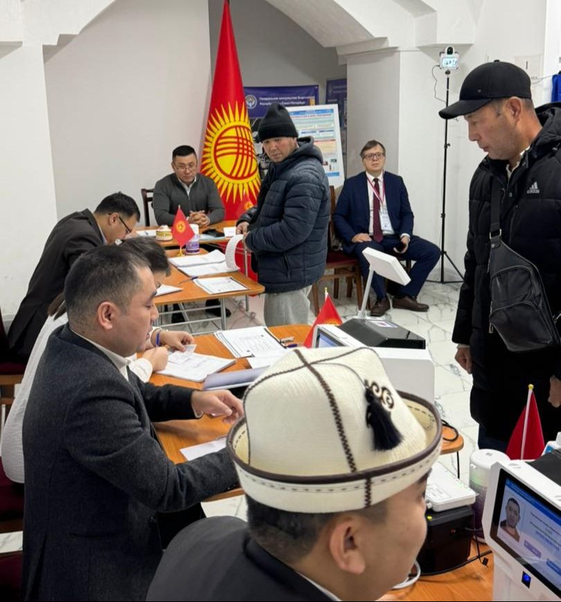 Шайлоо-2025: Саат 20:00гө карата чет өлкөлөрдөгү добуш берүүнүн жүрүшү тууралуу