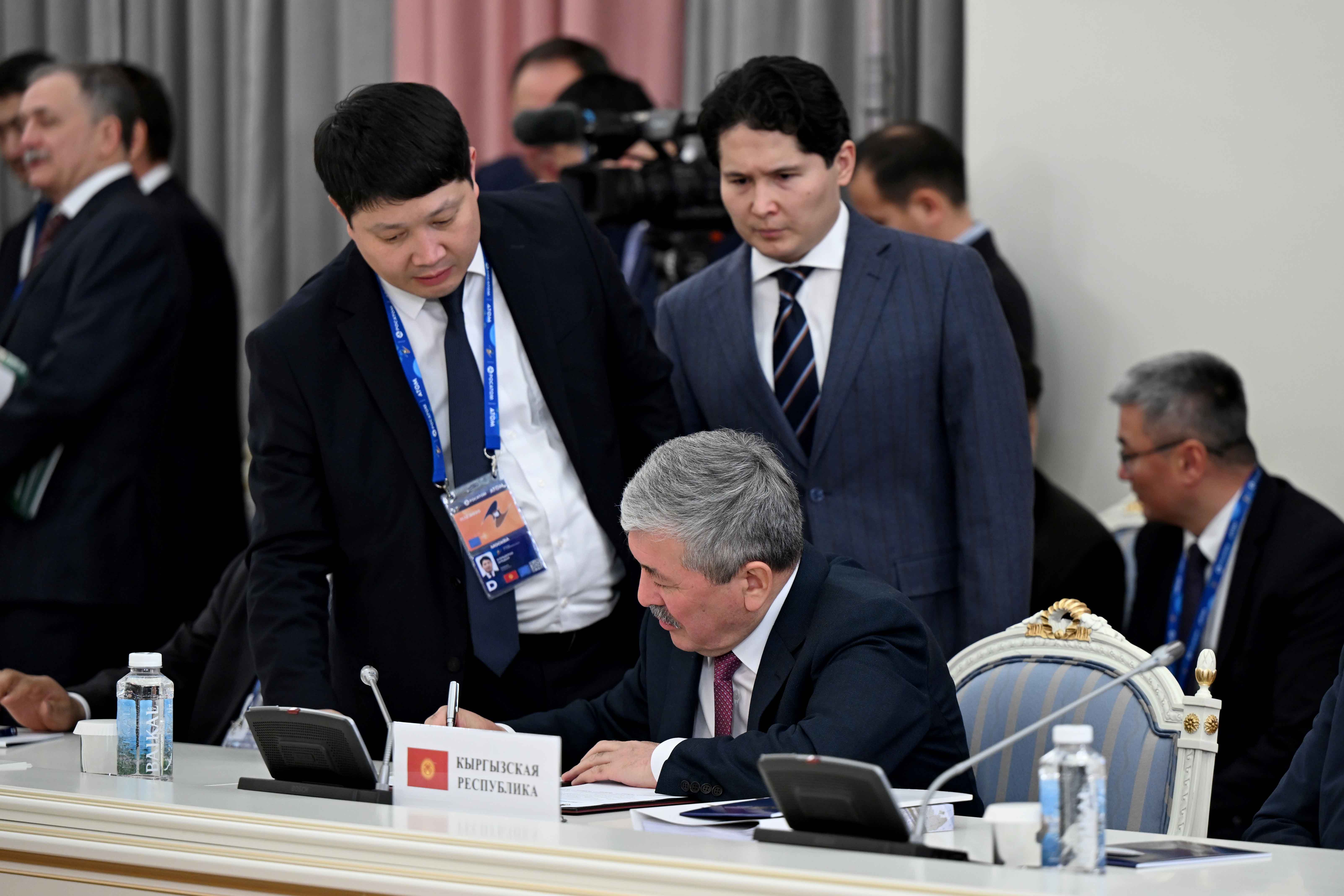 2026-жылга Кыргызстан электромобиль ташып келүүдө 15 миң даанага квота алды