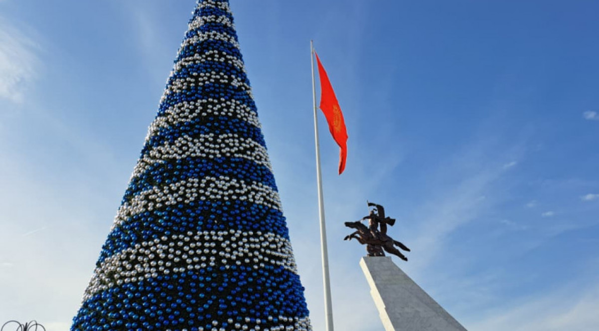 Бүгүн Бишкекте жаңы жылдык башкы балаты жандырылат