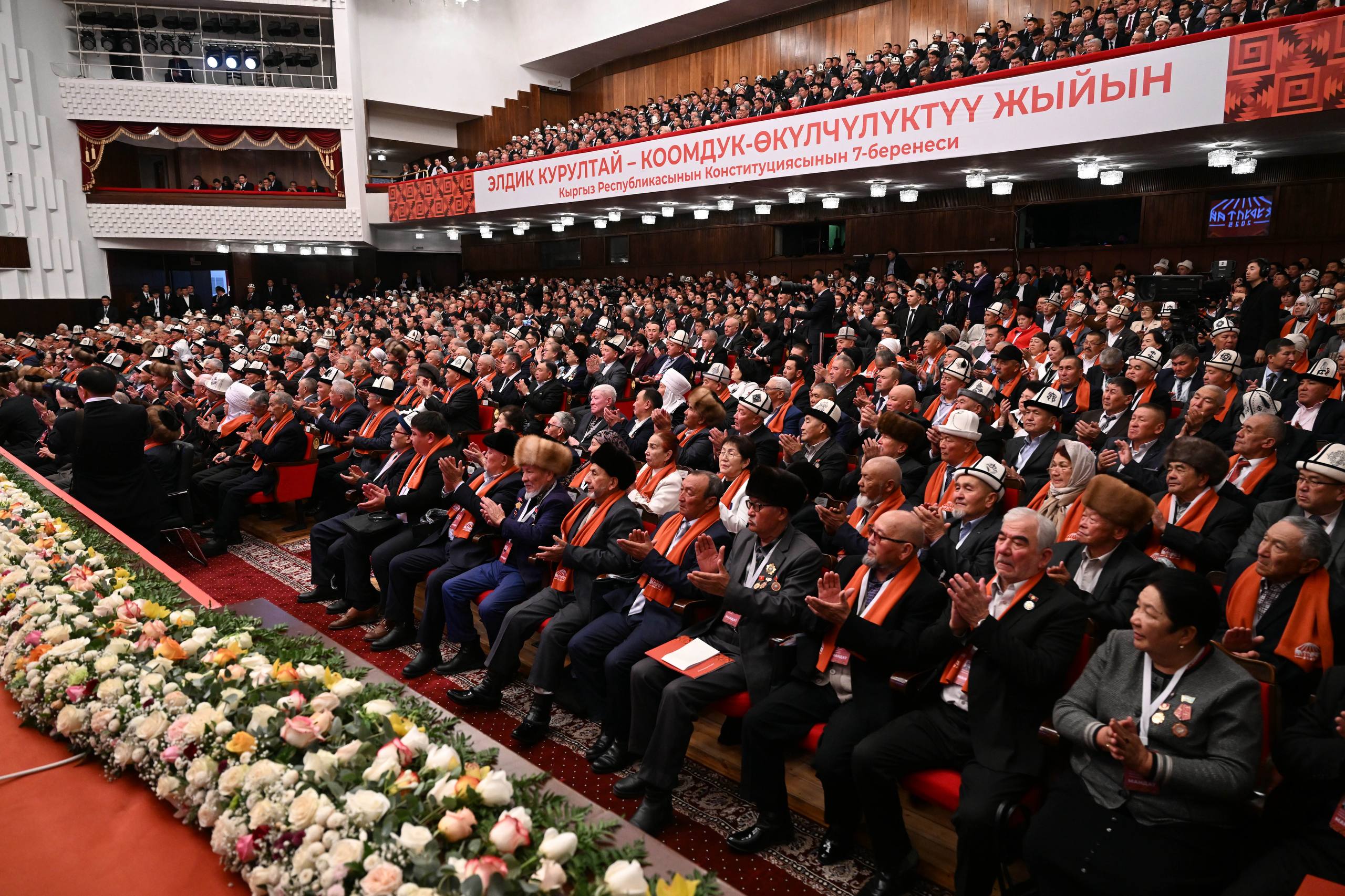 Садыр Жапаров: Төрт жылда экономика болуп көрбөгөндөй тез темп менен өстү
