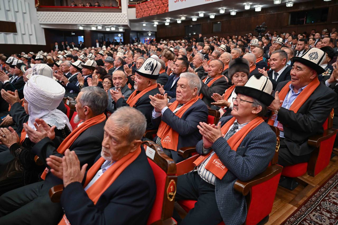 Бүгүн IV Элдик курултай экинчи күнү өтөт