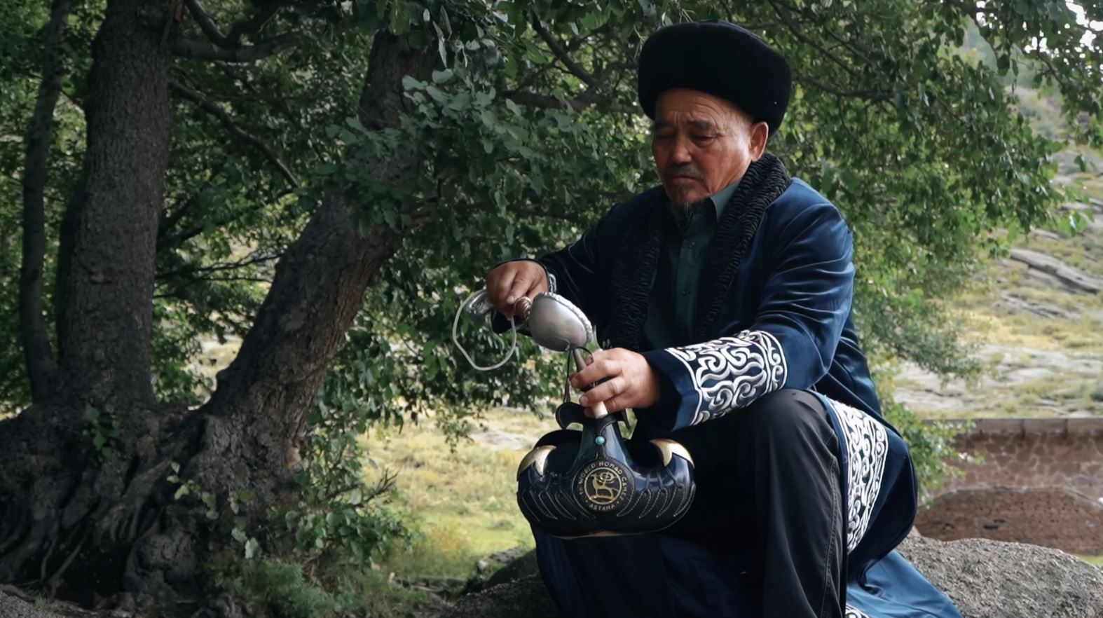 “Биримдик кербени”: Суу жашоонун символу