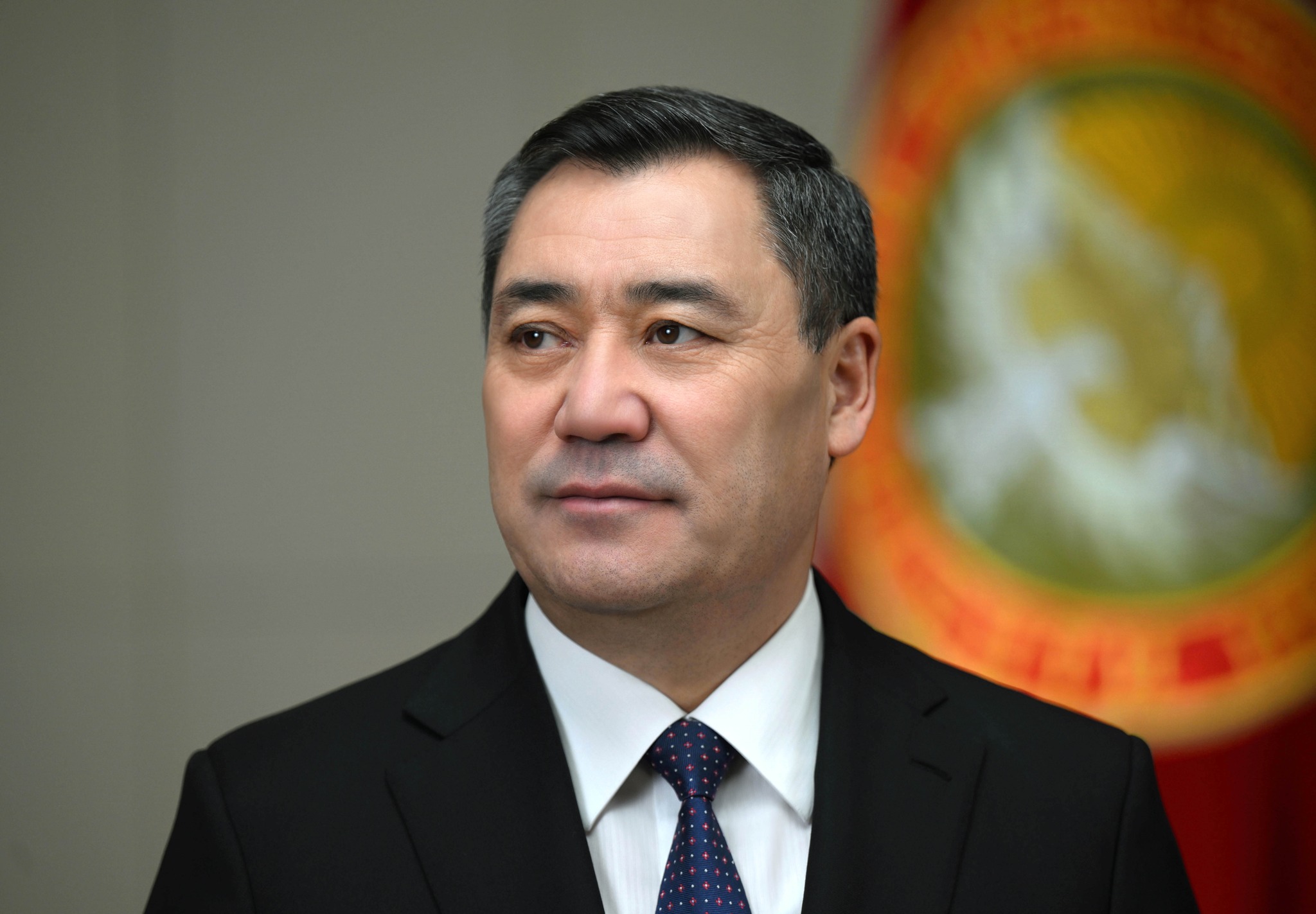 Президент: Жеке автомектептердин басымдуу бөлүгү айдоочуну сапаттуу даярдоого кызыкдар болгон эмес