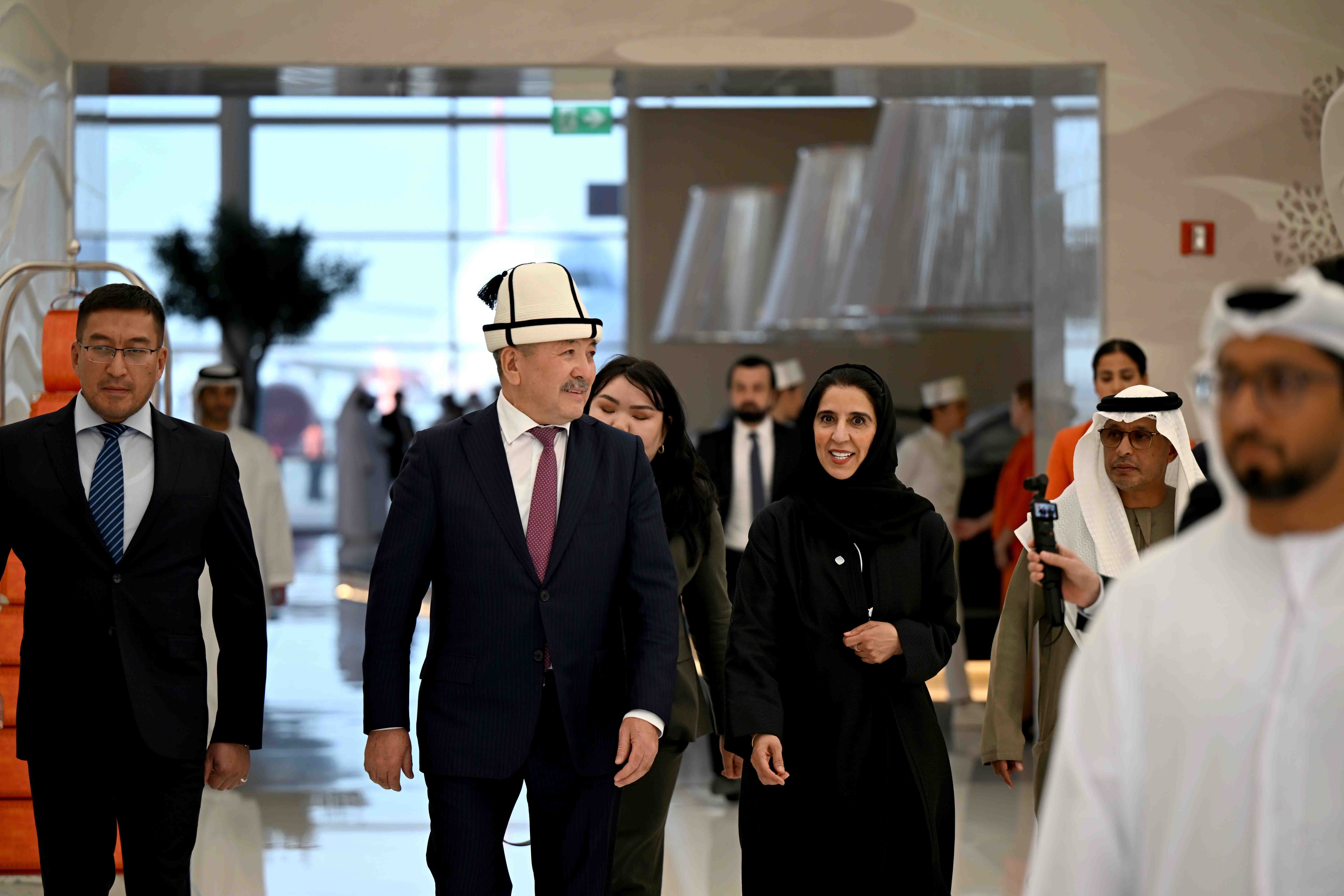  Адылбек Касымалиев Бириккен Араб Эмираттарына жумуш сапары менен барды