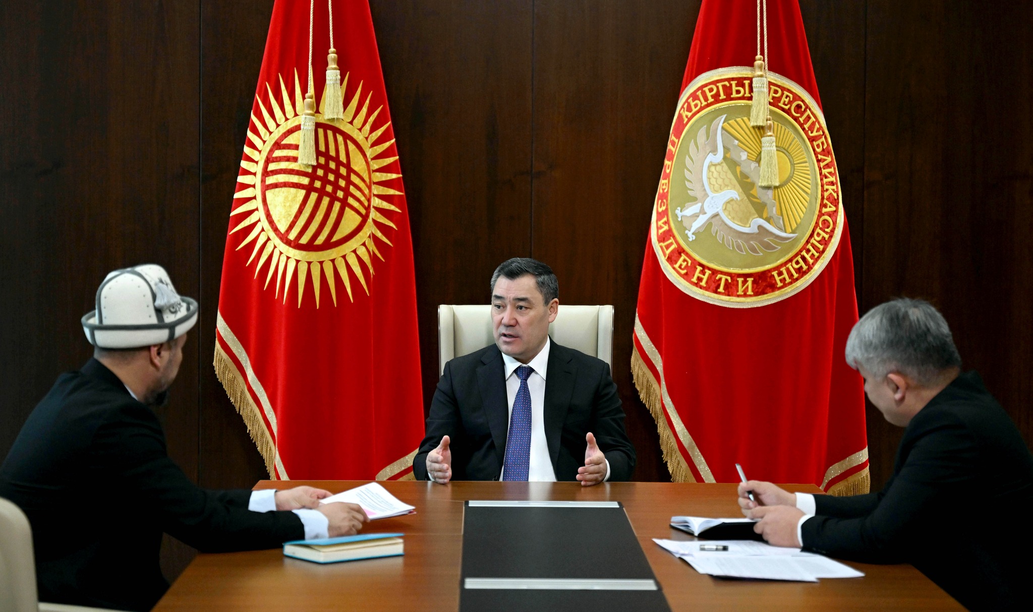 Президент Садыр Жапаров Талантбек Ташибековду кабыл алды