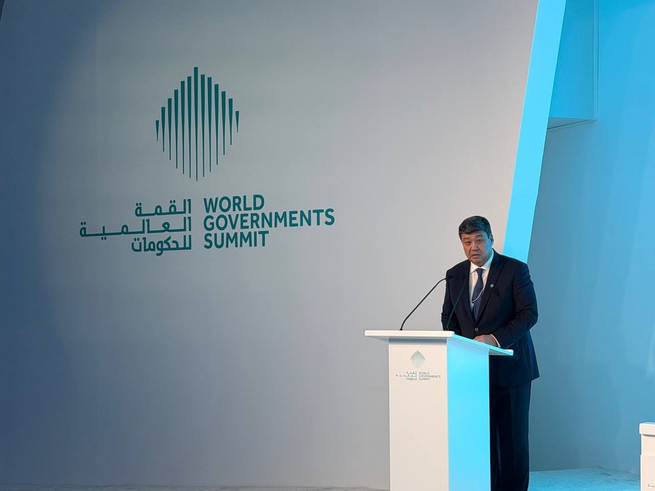 Кыргызстан дүйнөлүк коомчулуктун көңүлүн Ысык-Көлдөгү климаттык коркунучтарга бурду 