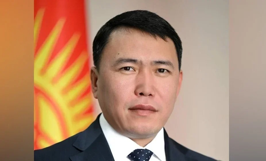 Алагөзов: Президенттин бөлүнүп-жарылуу тууралуу сөзү Ташиевге тиешелүү эмес