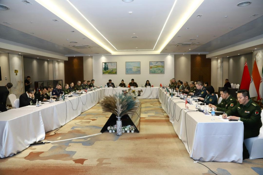 Эл аралык аскердик кызматташтык боюнча жетекчилердин биринчи отуруму өтүүдө