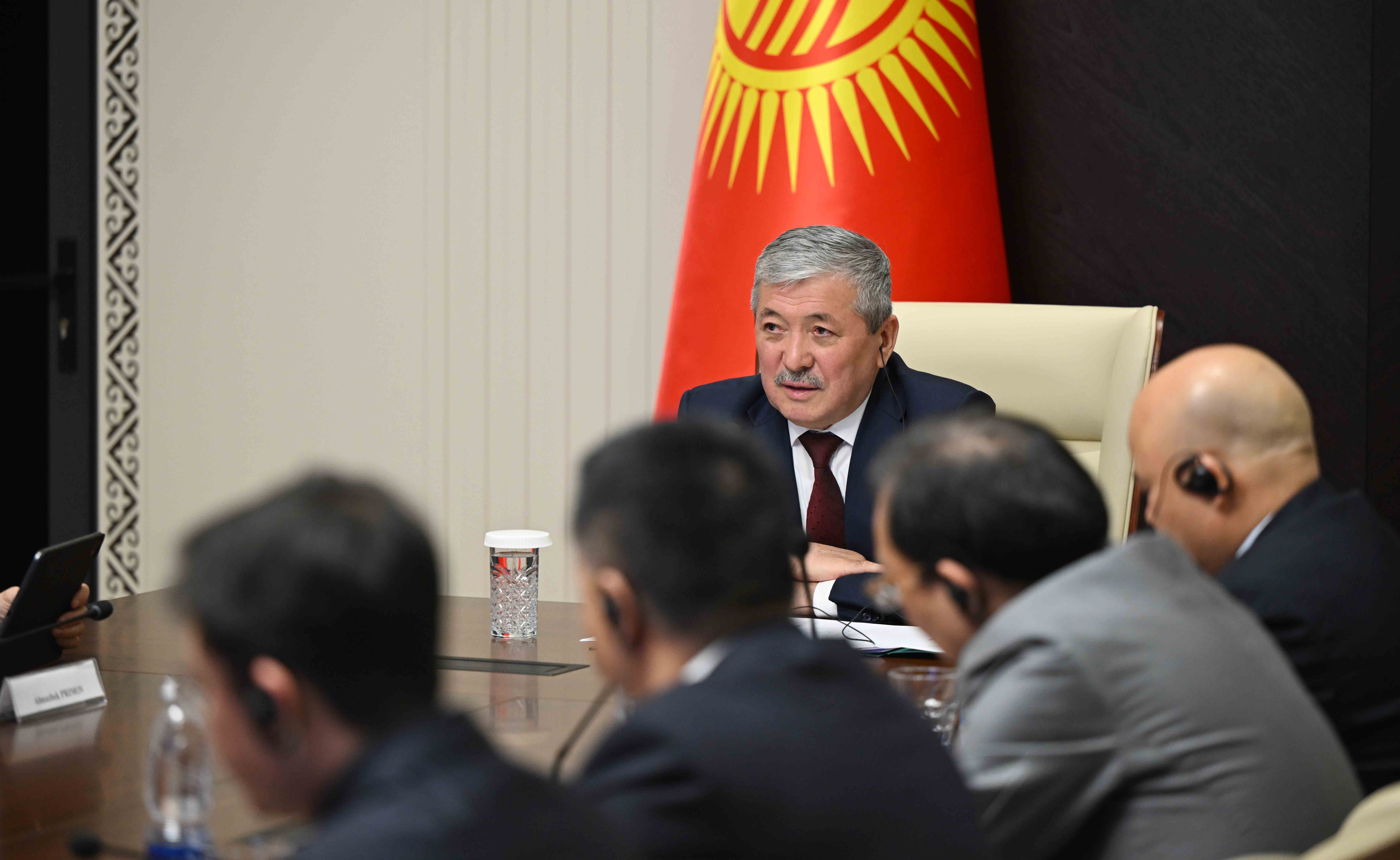 МинКаб Төрагасы Адылбек Касымалиев «Guangdong Holdings Limited» кытай холдингинин өкүлдөрү менен жолугушту