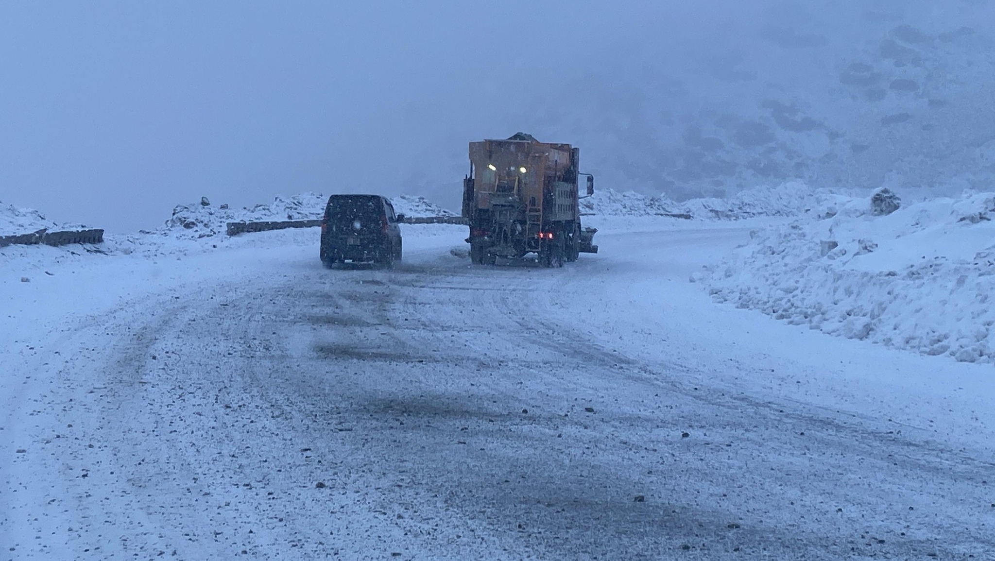 Өлкɵ аймагында жолдор ачык