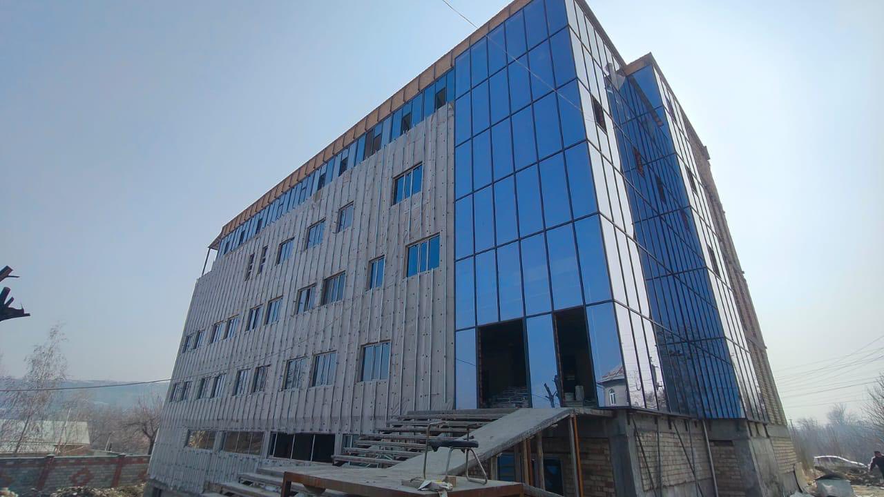 Ош: Медициналык борбордун имаратына инженердик текшерүү жүргүзүлдү