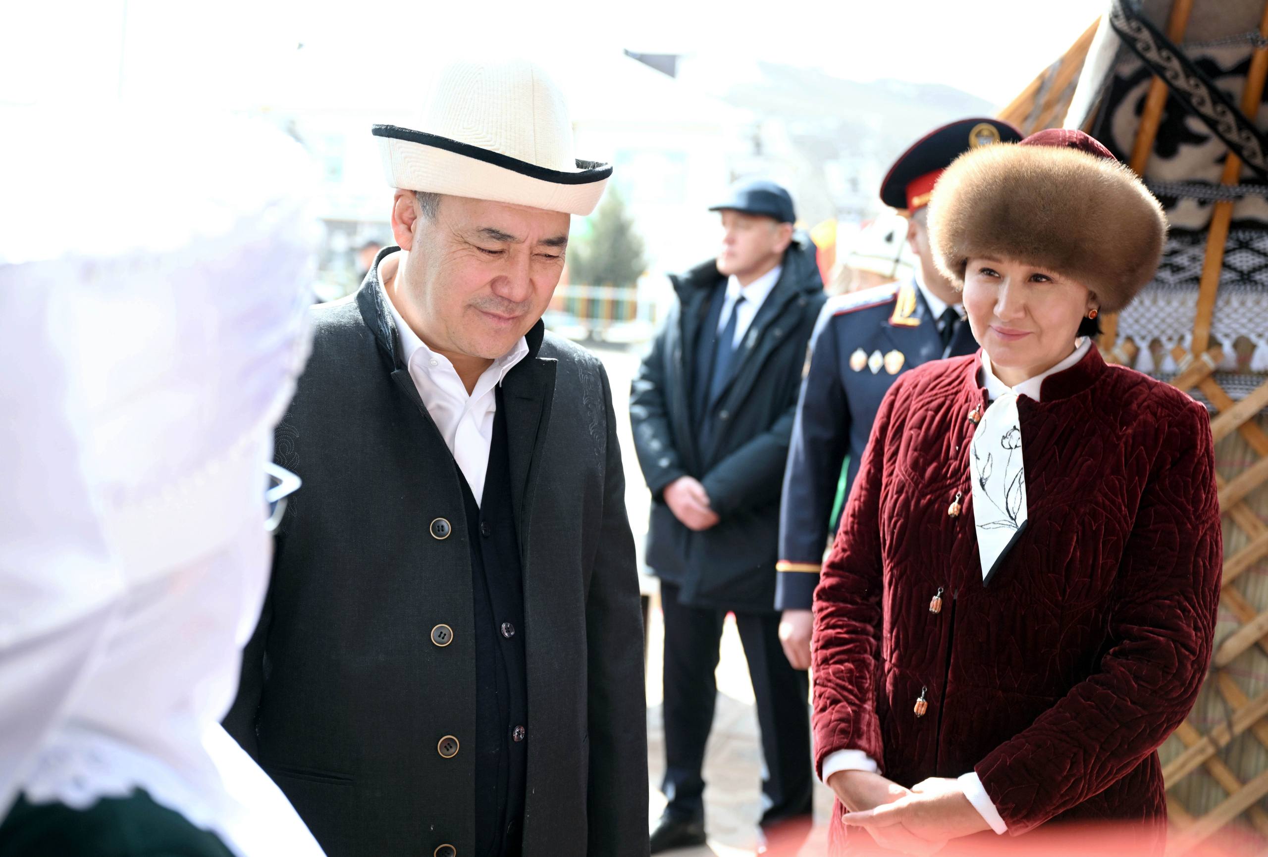 Президент Садыр Жапаров жана Биринчи айым Айгүл Жапарова Нарында Нооруз майрамына катышышты