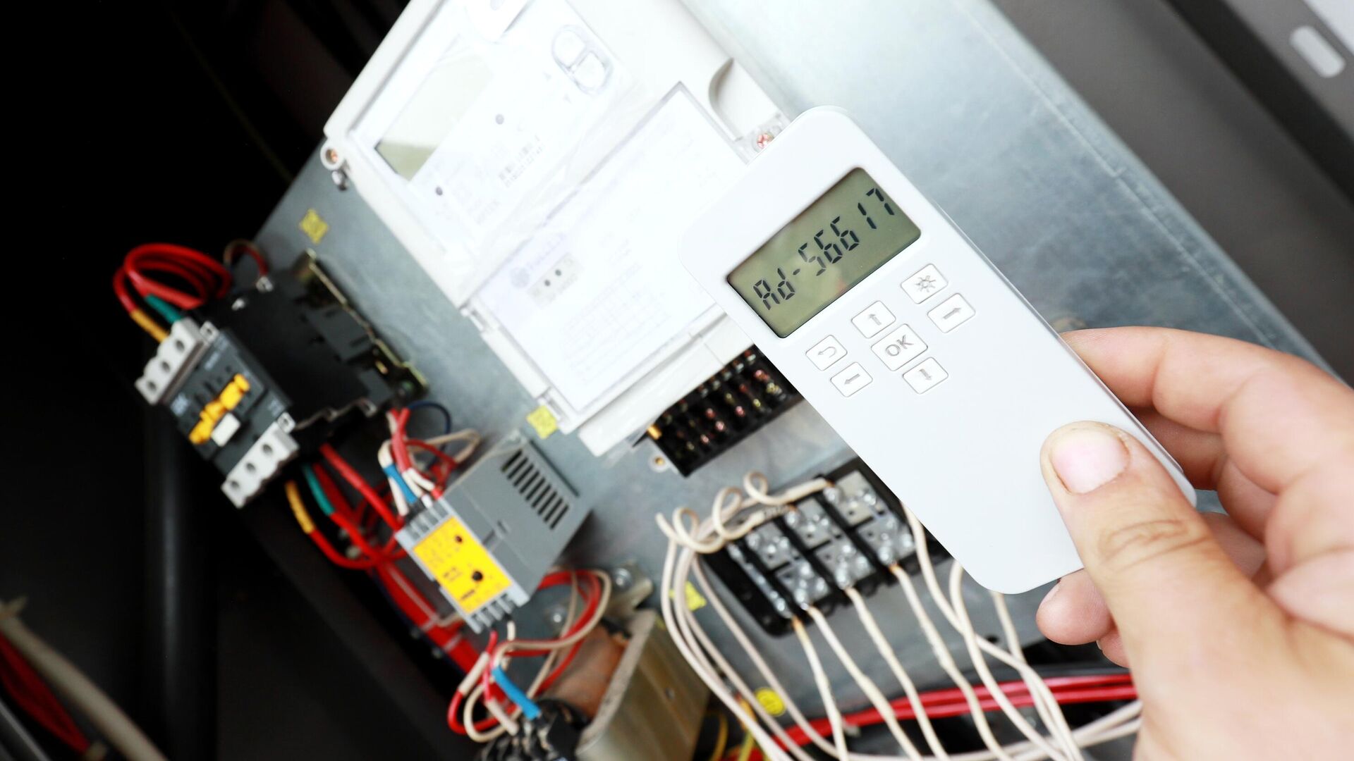 1-апрелден тарта электр энергиясына киргизилген чектөөлөр алынат