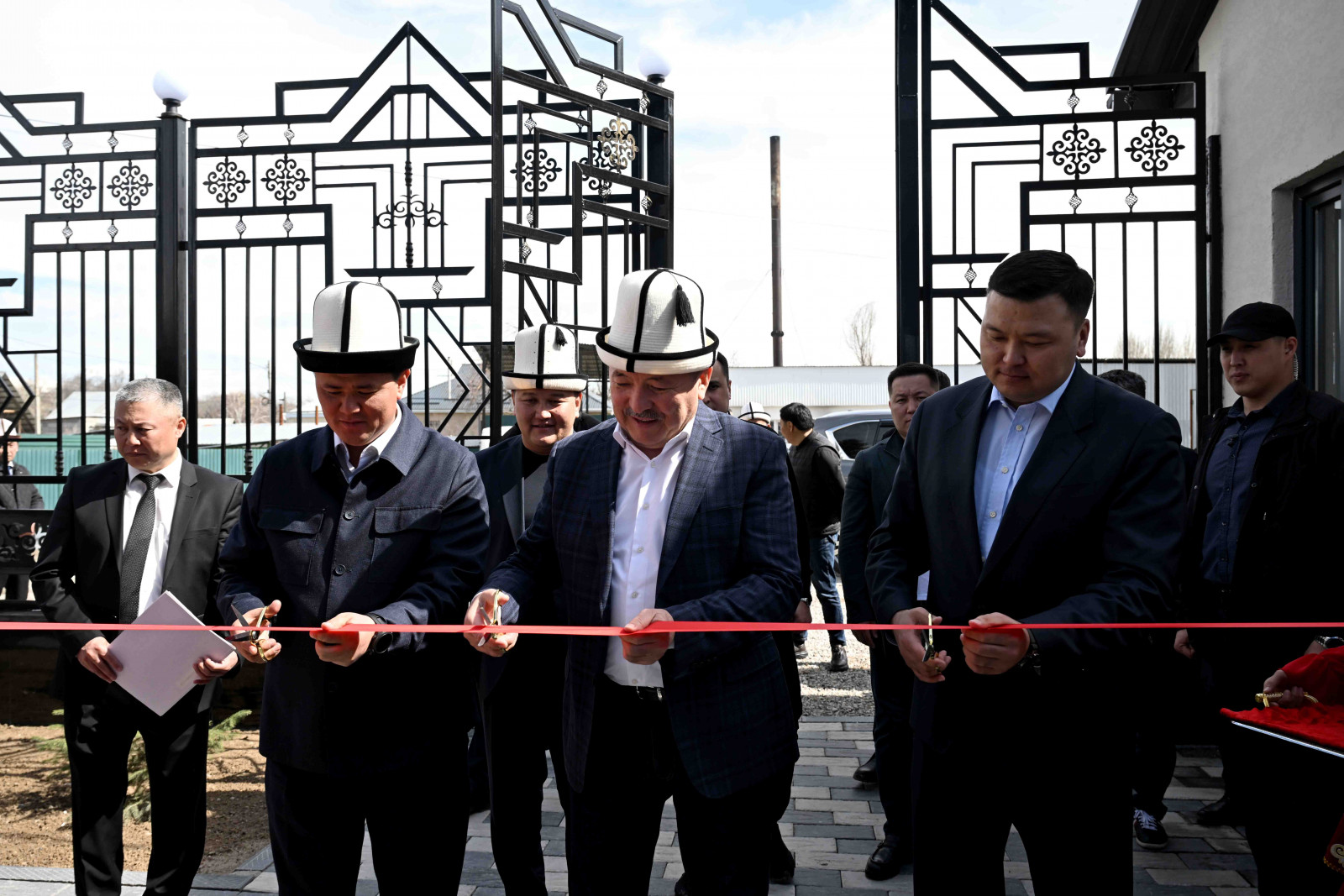 Таласта юстиция үйү ачылды