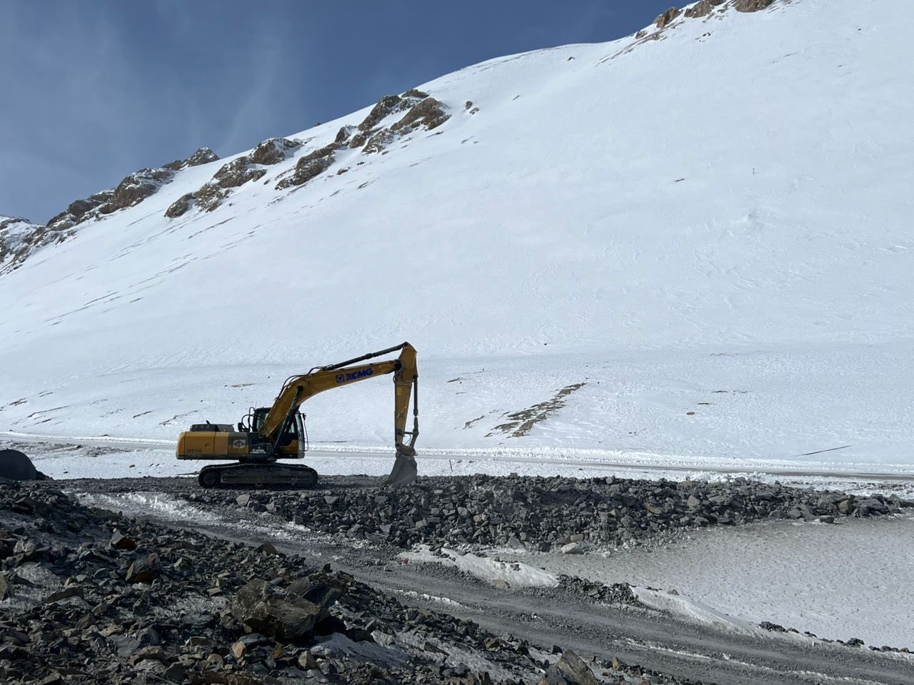 Барскоон-Бедел жолу: Изилдɵɵ иштери толугу менен бүтүп, тоннел казуу иштери уланууда