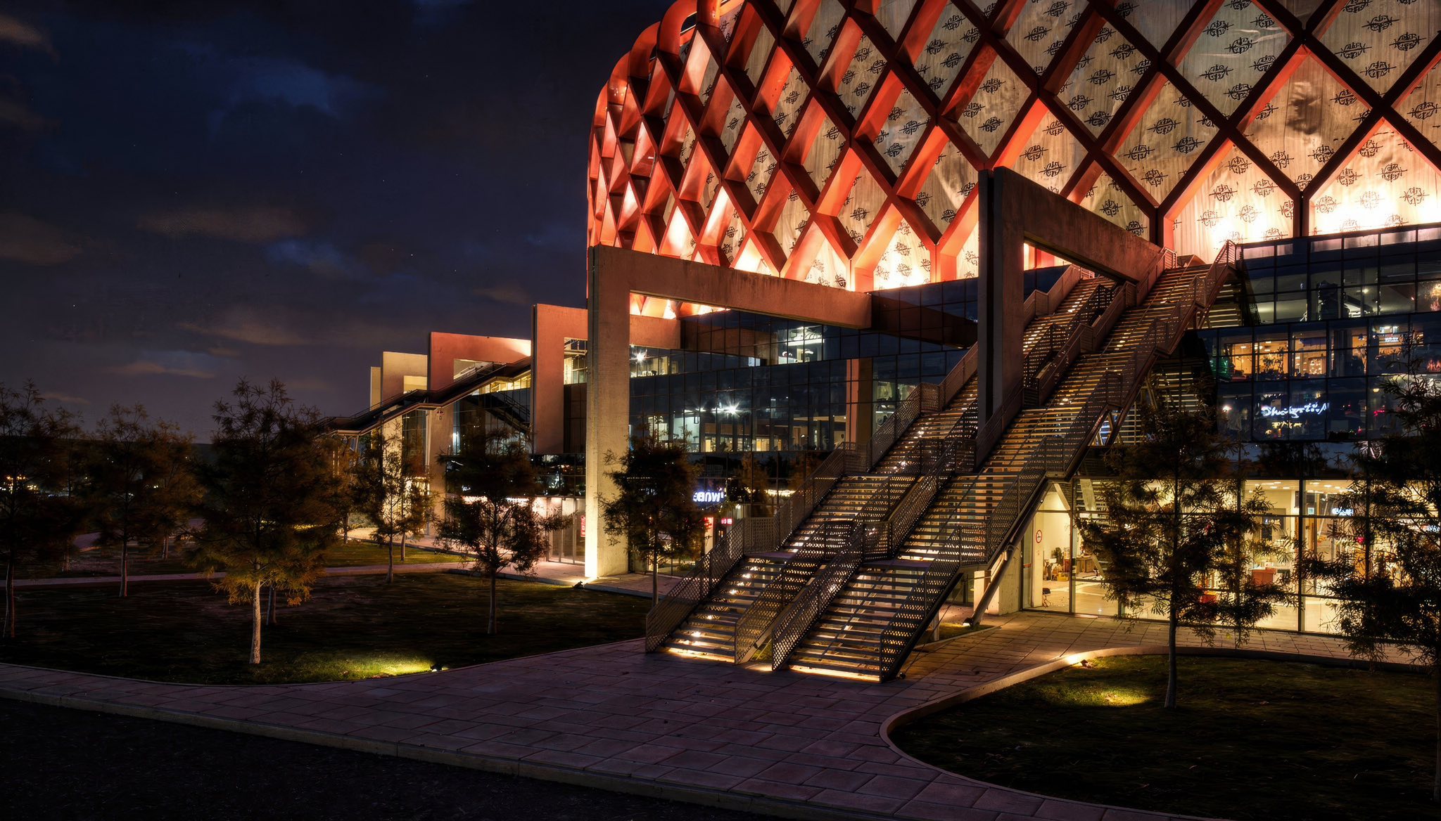 “Бишкек аренанын” курулушу соңку этапка жетти