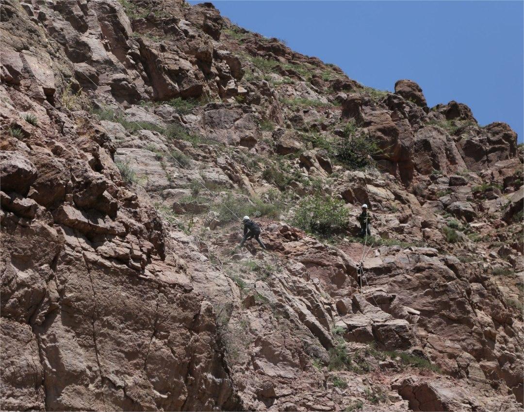 "Кыргыз темир жолу" эскертет!