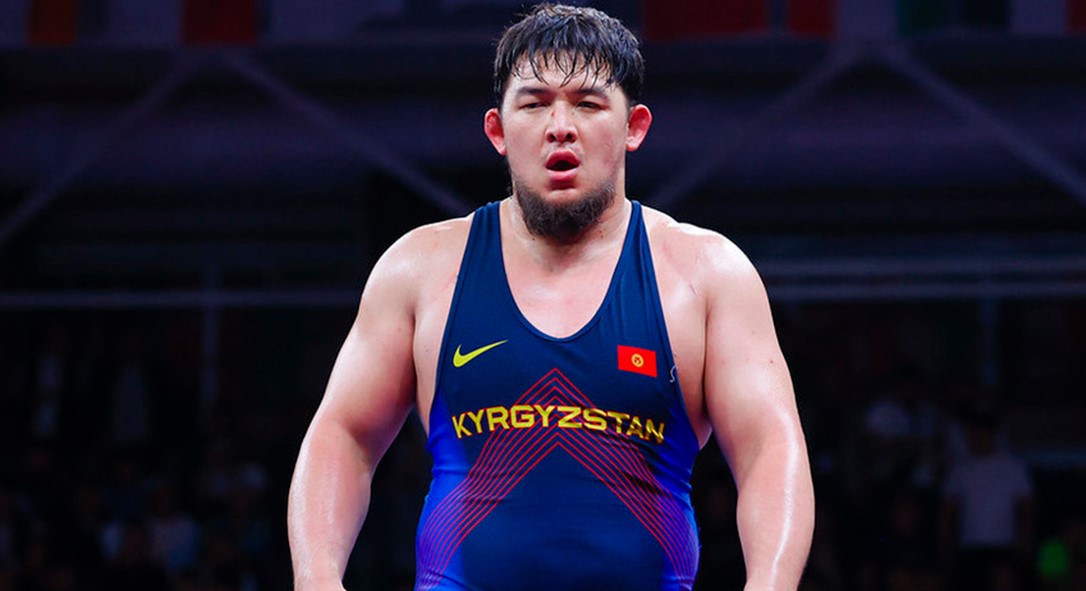 Кыргызстандык балбан Роман Ким Азия чемпионатында жарым финалга чыга алган жок