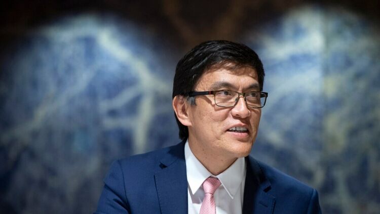 Эдиль Байсалов кызматтан кетерин билдирди