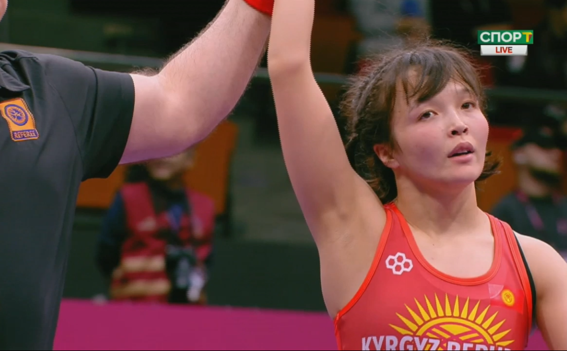 Азиза Келдибекова атаандашын 12:1 эсебинде мөөнөтүнөн мурда утуп алды