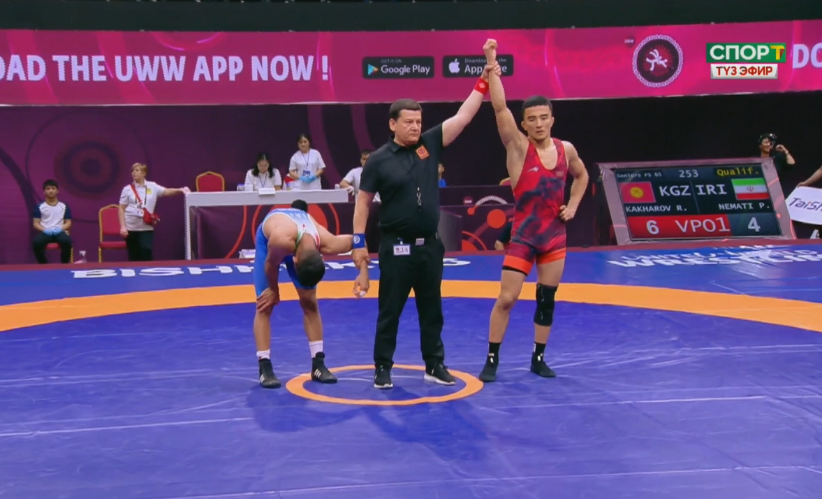 Рустам Кахаров алгачкы күчтүү делген ирандык атаандашын  6 - 4 эсебинде жеңип алды