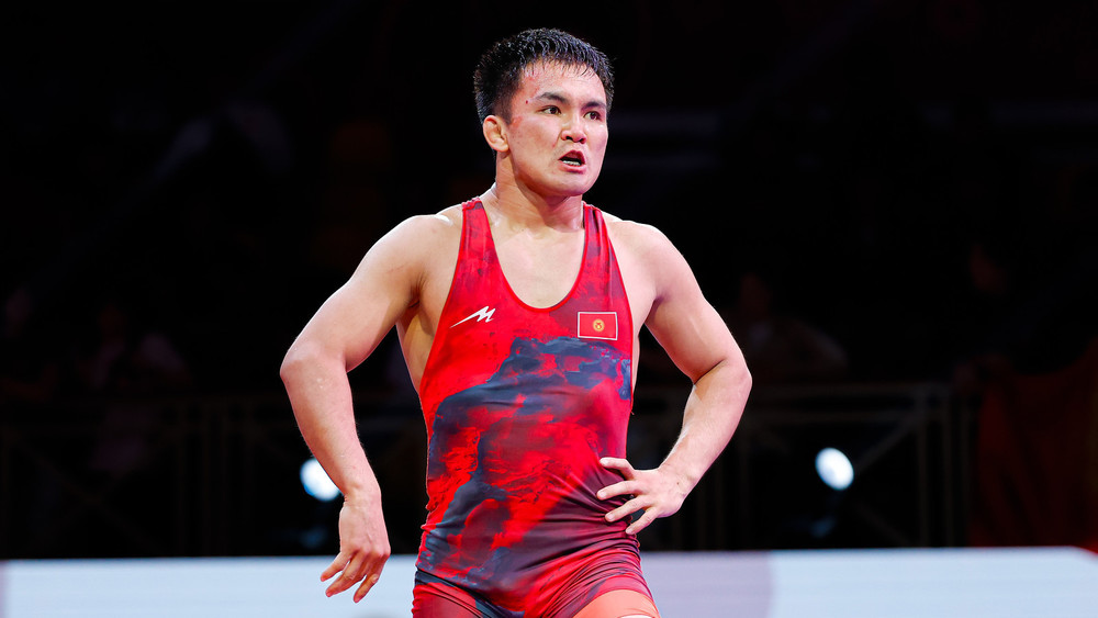 Эрназар Акматалиев жарым финалда атаандашынан жеңилип калды 