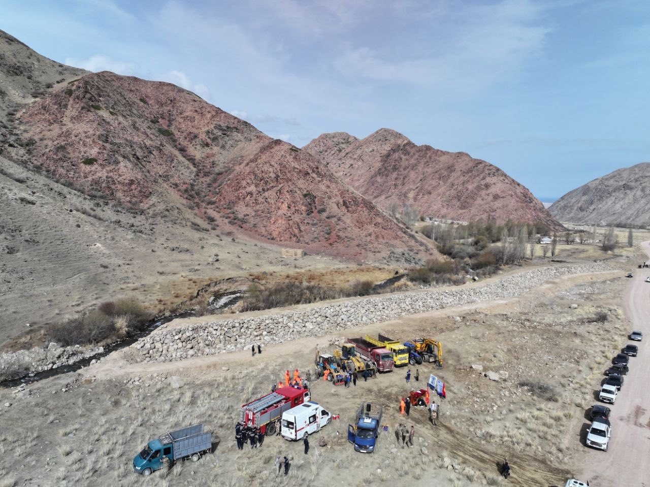 Туура-Суу айылында селден коргоочу дамба курулду