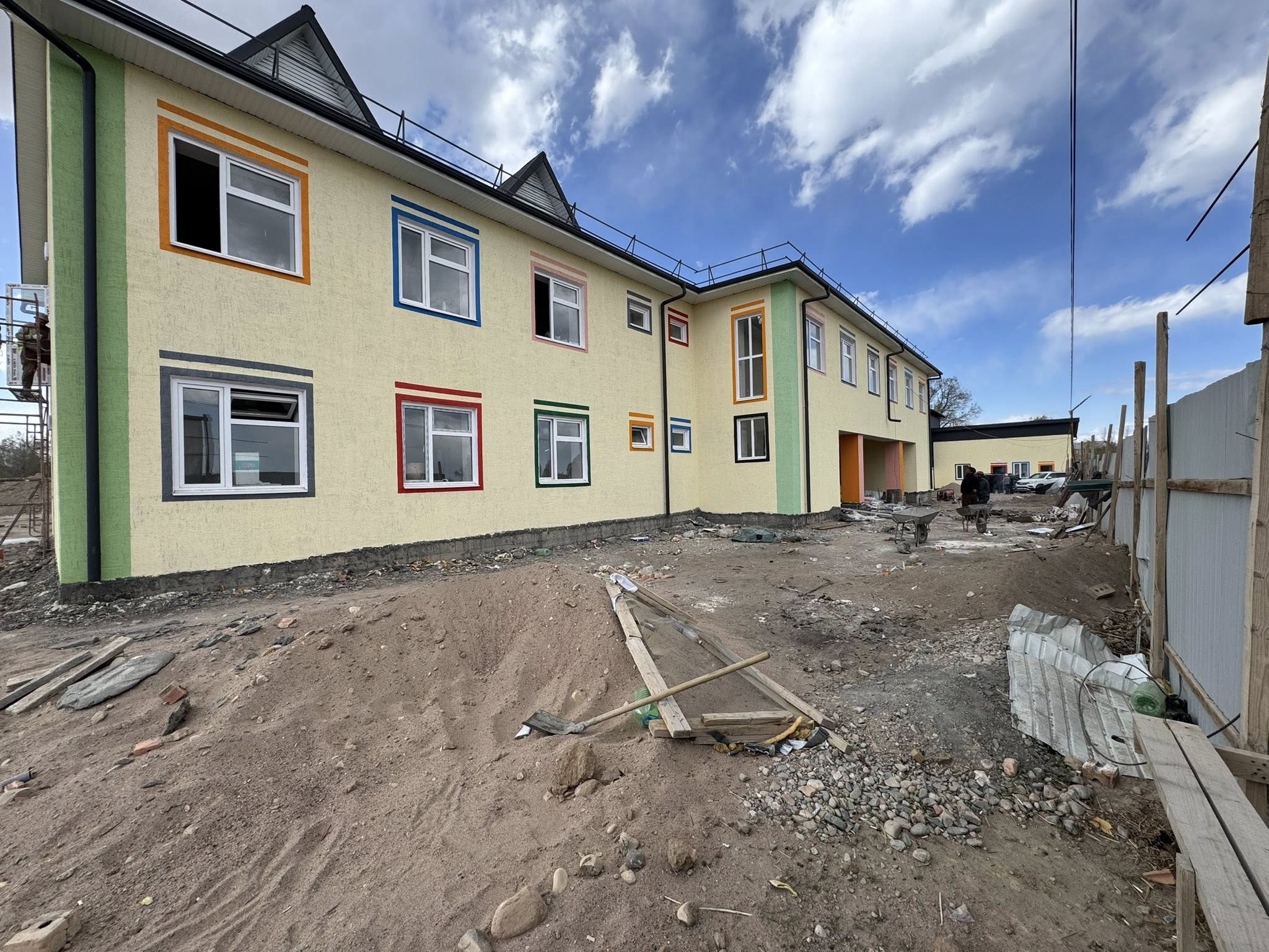 Ысык-Көл: Шор-Булак айылындагы жаңы бала бакча жыл аягына чейин бүткөрүлөт