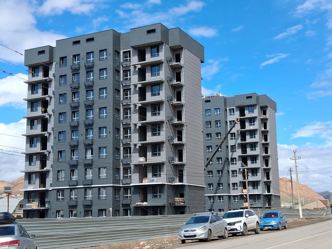 Ипотекалык үйдүн курулушу үзгүлтүксүз жүрүүдө