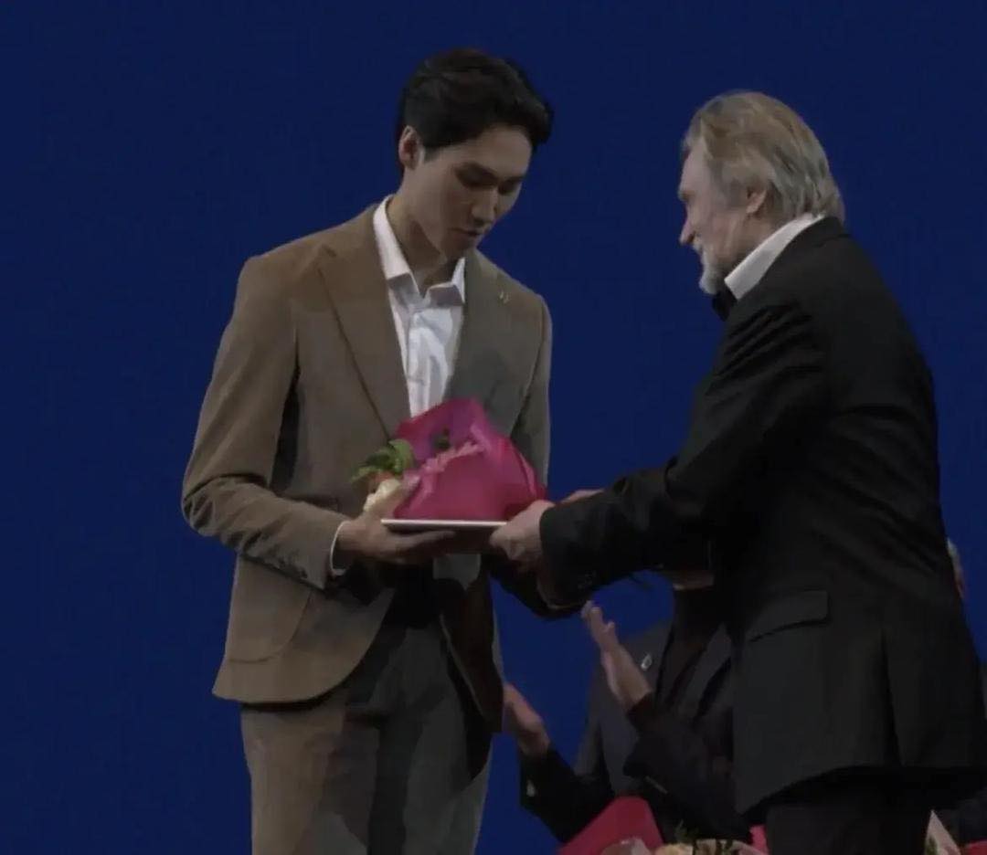 Кыргыз балетинин жылдыздары эл аралык “арабеск” конкурсунда ийгилик жаратты