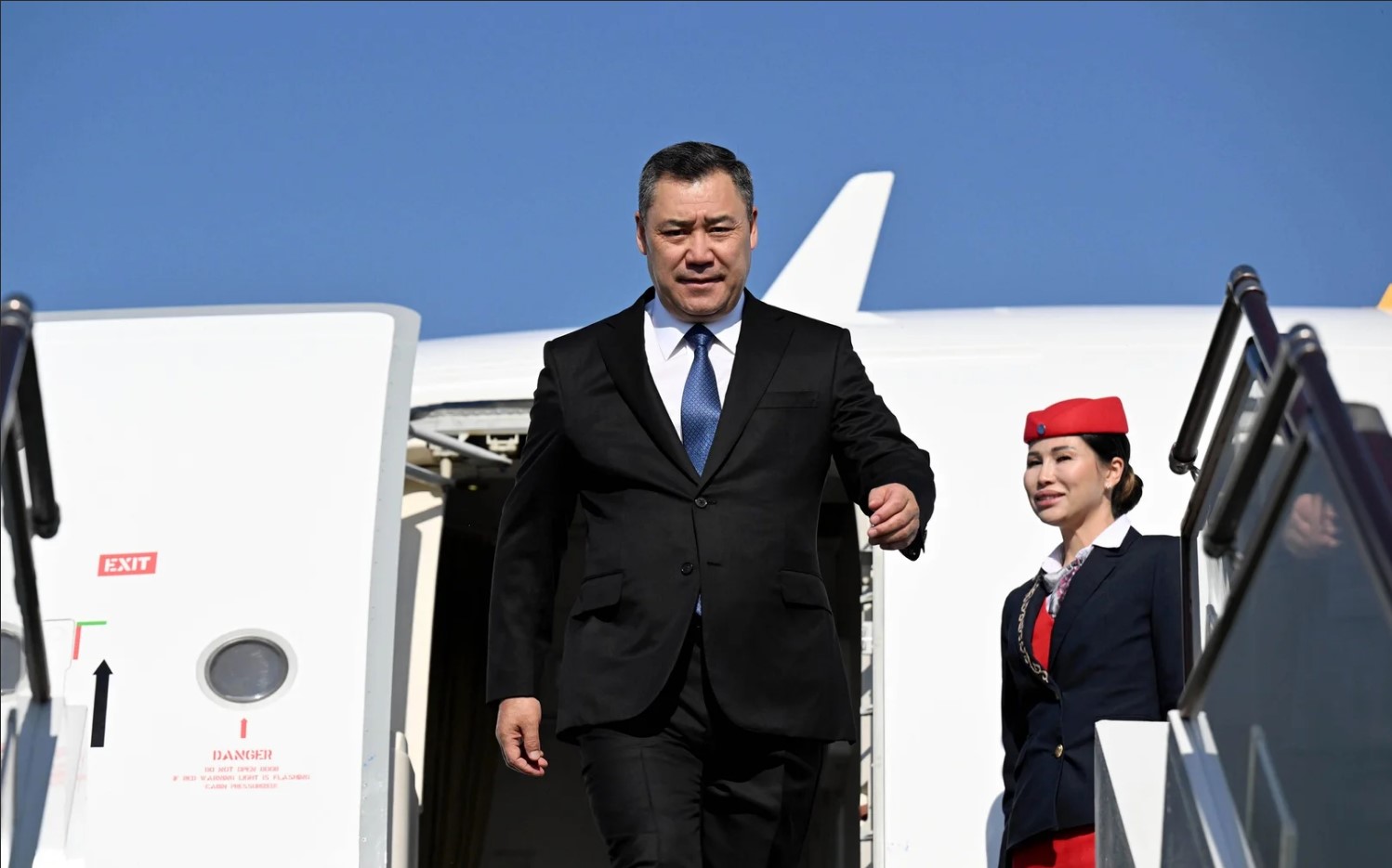 Президент Садыр Жапаров Азербайжанга иш сапары менен барды