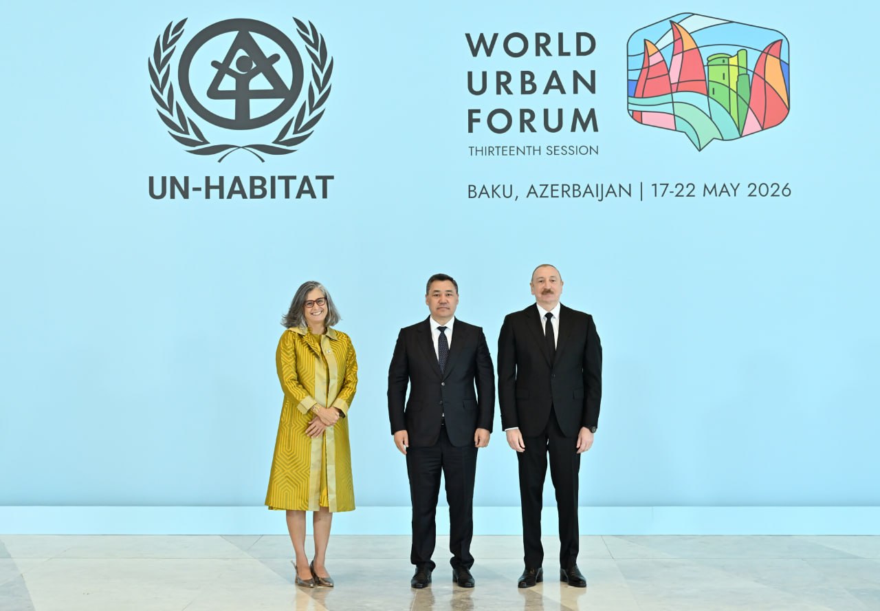 Садыр Жапаров Бакуда өтүп жаткан Бүткүл дүйнөлүк шаарлар форумунун 13-сессиясына катышууда