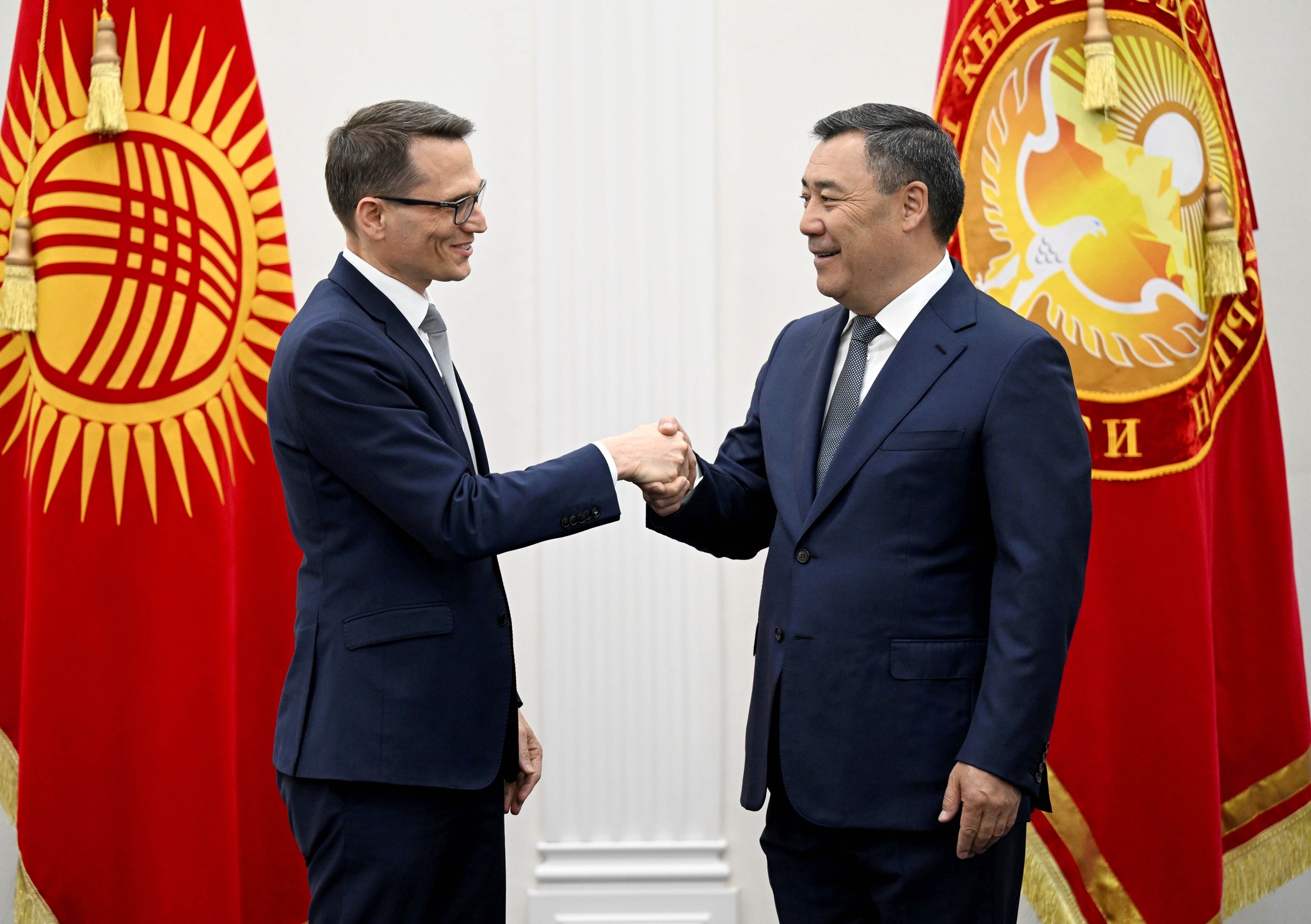 Президент Садыр Жапаров Швейцариянын Улуттук банкынын төрагасы Мартин Шлегелди кабыл алды 