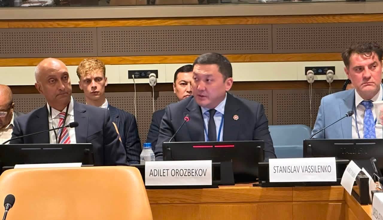 Коопсуздук кеңешинин катчысы Адилет Орозбеков Нью-Йоркто өткөн БУУнун Терроризмге каршы күрөш боюнча төртүнчү жумалыгында сөз сүйлөдү