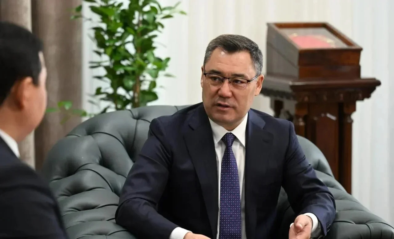 Президент Жапаров: Балдарымды саясатка да, мамлекеттик иштерге да аралаштырбайм