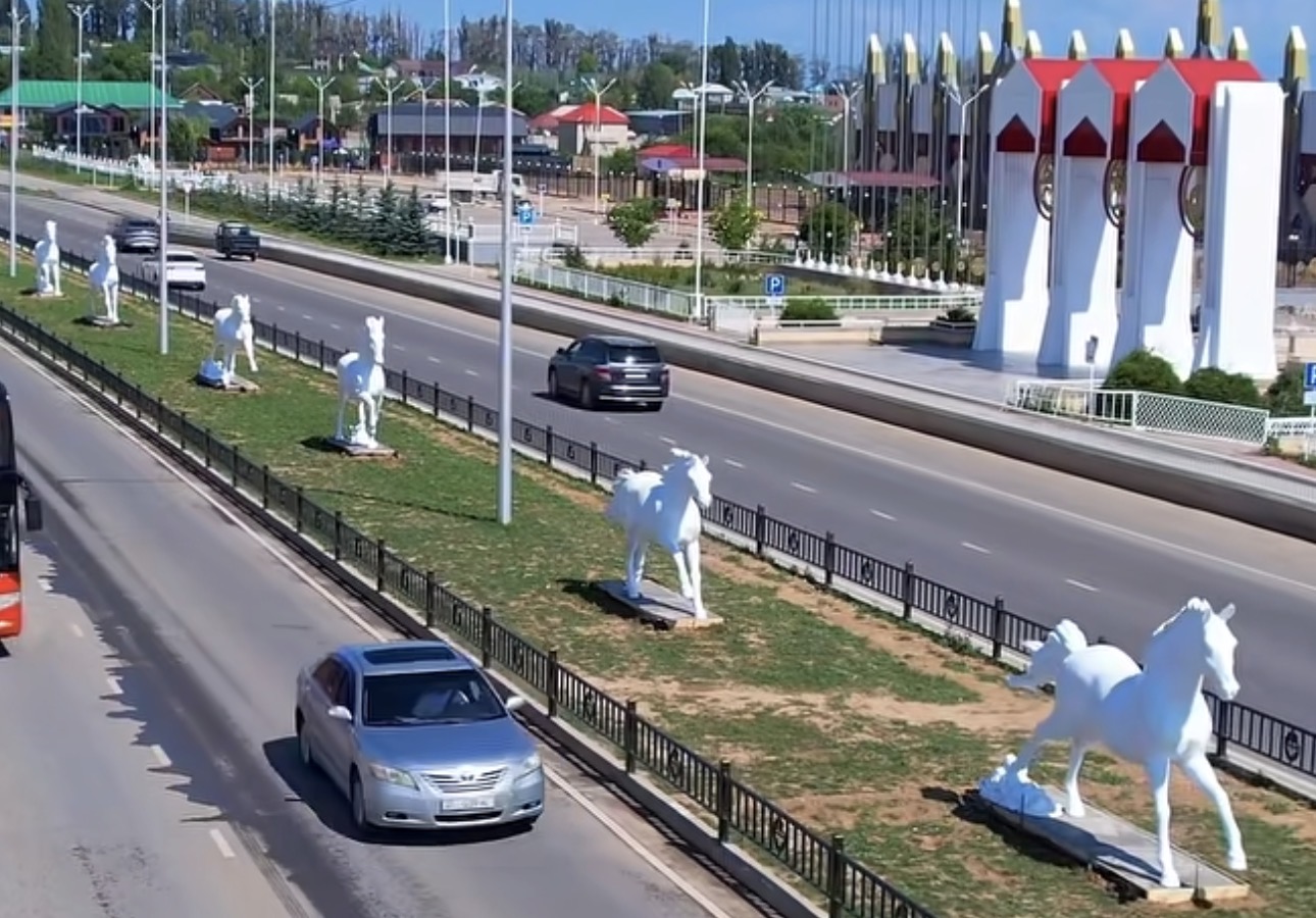 Чолпон-Ата шаарын көрктөндүрүү иштери уланууда