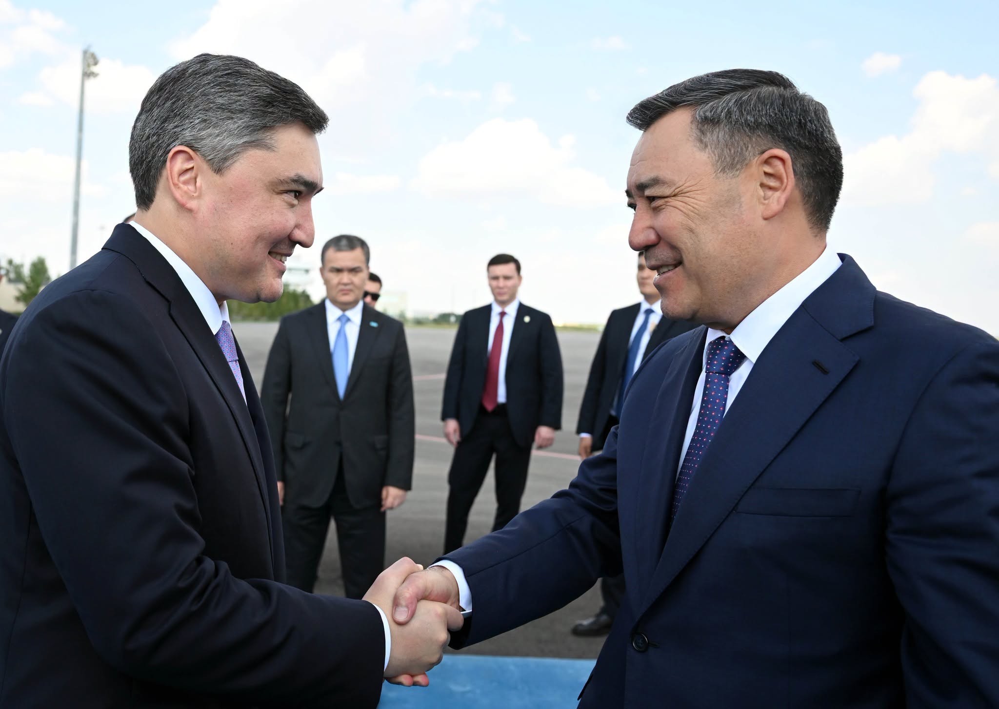 Президент Садыр Жапаров Астанага келди