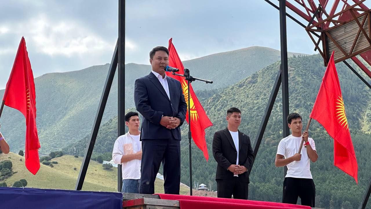 VI Дүйнөлүк көчмөндөр оюндарынын ыктыярчылары үчүн тимбилдинг өттү