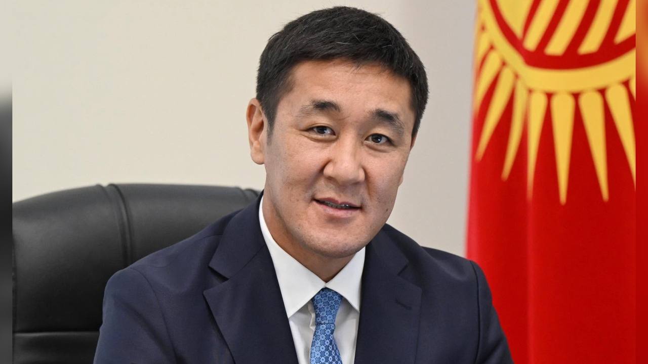 Дайырбек Орунбеков: "Акыркы 5 жарым жылда бюджетке түшкөн бажы төлөмдөрүнүн көлөмү 30 жылдагы жалпы көрсөткүчтөн ашты"