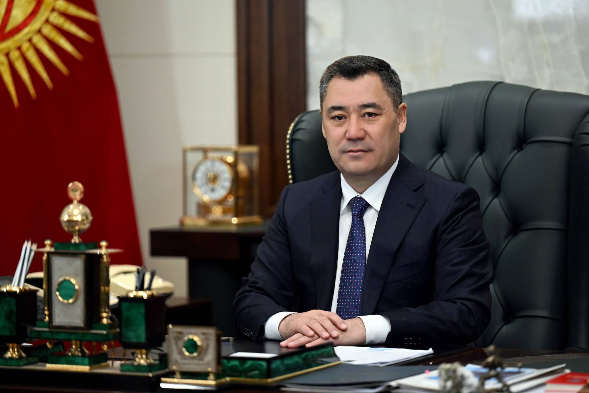Президент Садыр Жапаровдун Билим күнүнө карата куттуктоосу
