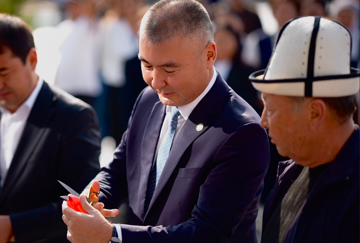 Ош шаарында жаңы заманбап Калкты тейлөө борбору ачылды
