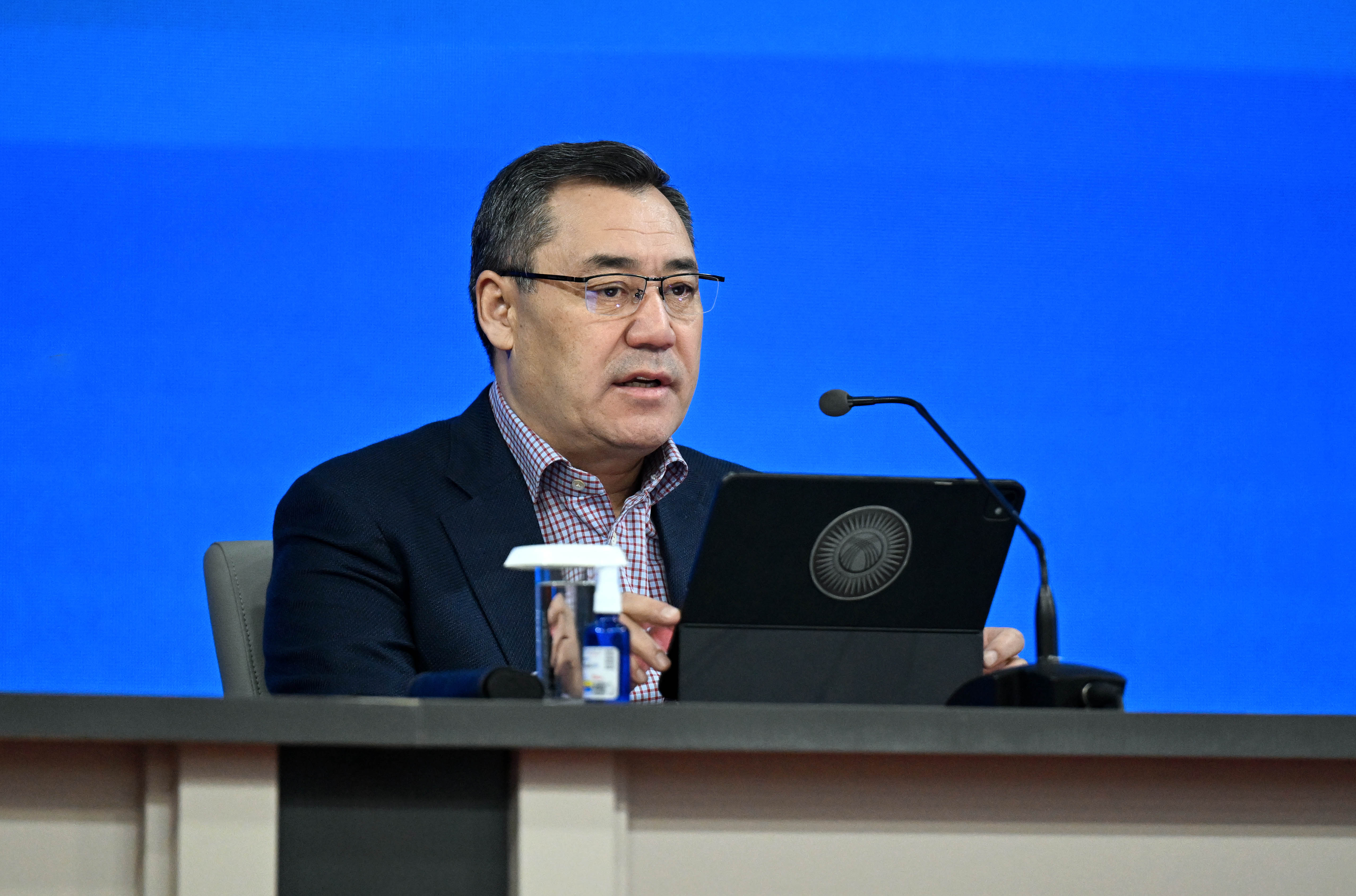 Президент Садыр Жапаров Чаткал районунун эли менен жолугушту